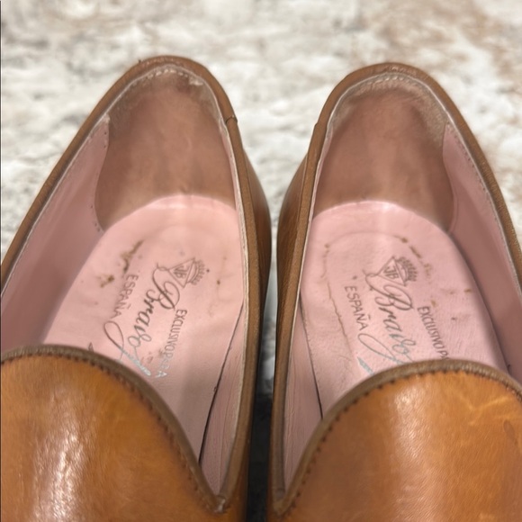 Giorgio Brutini Tan Leather Loafers with Green Tassels - Picture 9 of 12